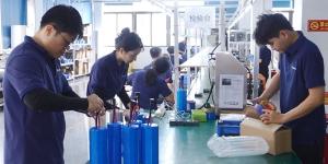 Battery-manufacturer