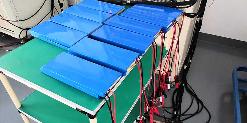 Li ion battery